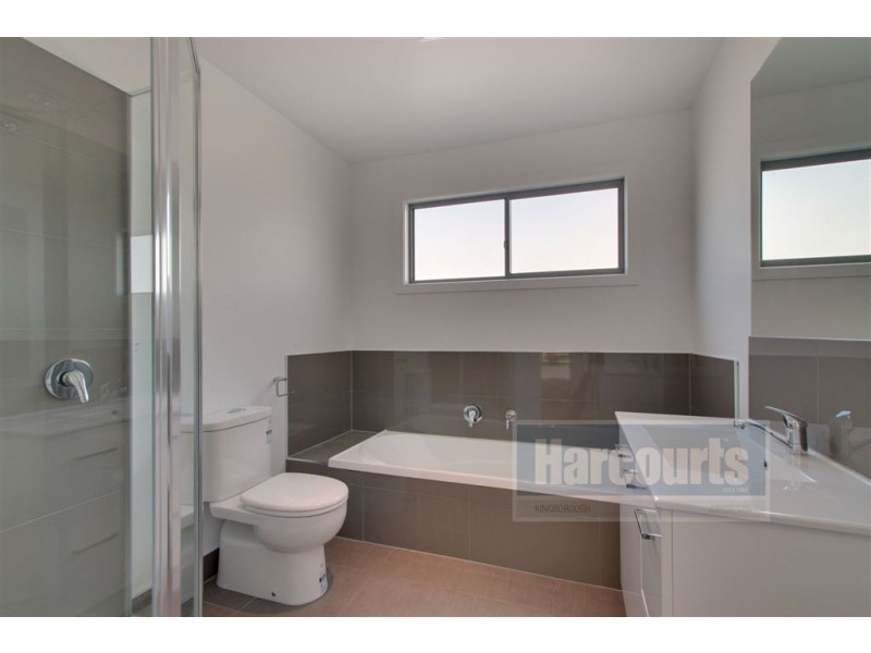 15/130 Burwood Drive, Blackmans Bay TAS 7052