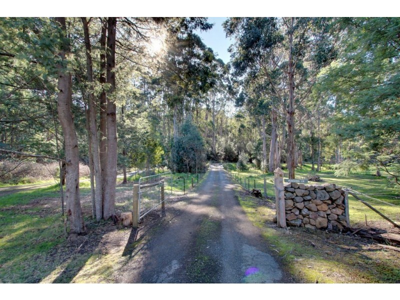 38 Bruschs Road, Oyster Cove TAS 7150