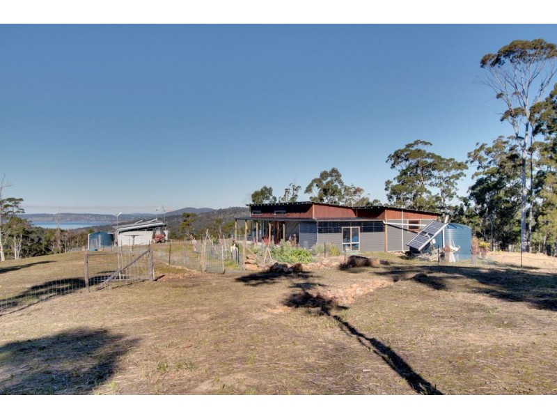 38 Bruschs Road, Oyster Cove TAS 7150