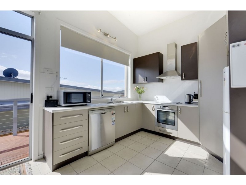 1/54 Ineke Drive, Kingston TAS 7050