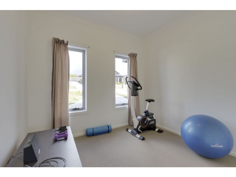 1/54 Ineke Drive, Kingston TAS 7050