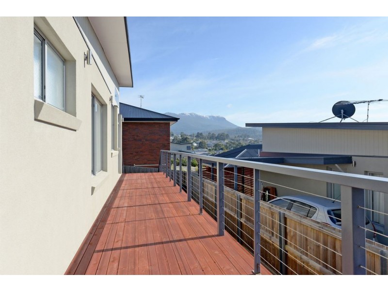 1/54 Ineke Drive, Kingston TAS 7050