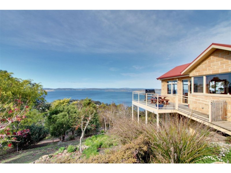 6 Kunzea Road, Taroona TAS 7053