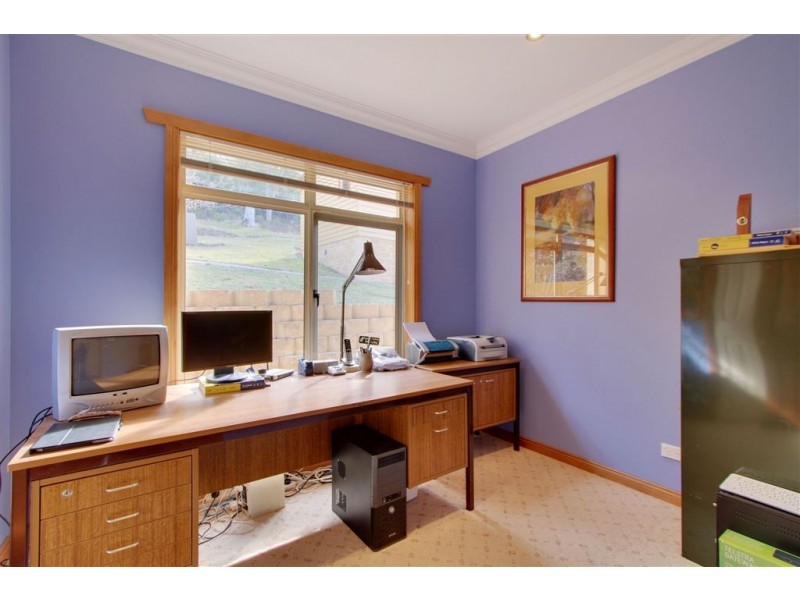 6 Kunzea Road, Taroona TAS 7053