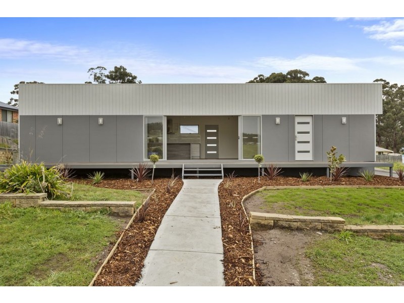 1 Plum Tree Close, Huonville TAS 7109