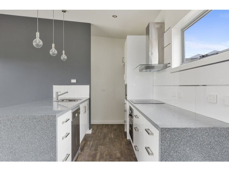 1 Plum Tree Close, Huonville TAS 7109