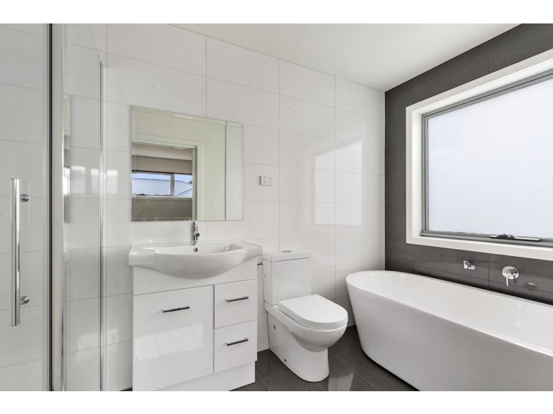 1 Plum Tree Close, Huonville TAS 7109