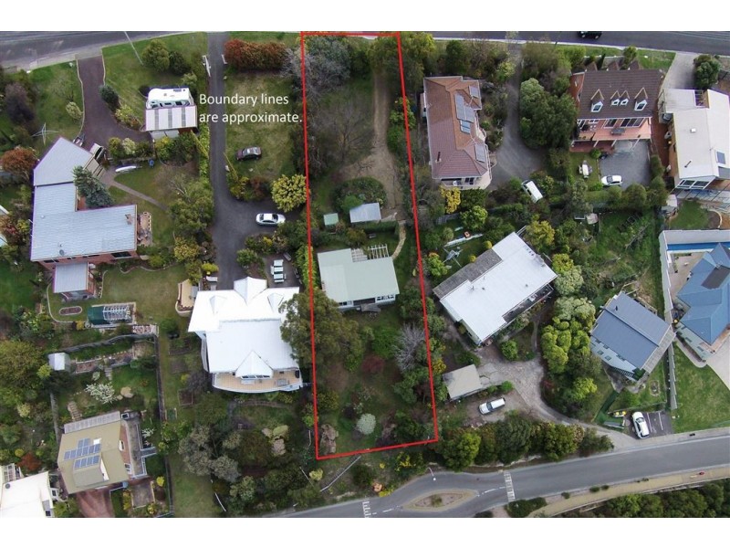 77 Wells Parade, Blackmans Bay TAS 7052