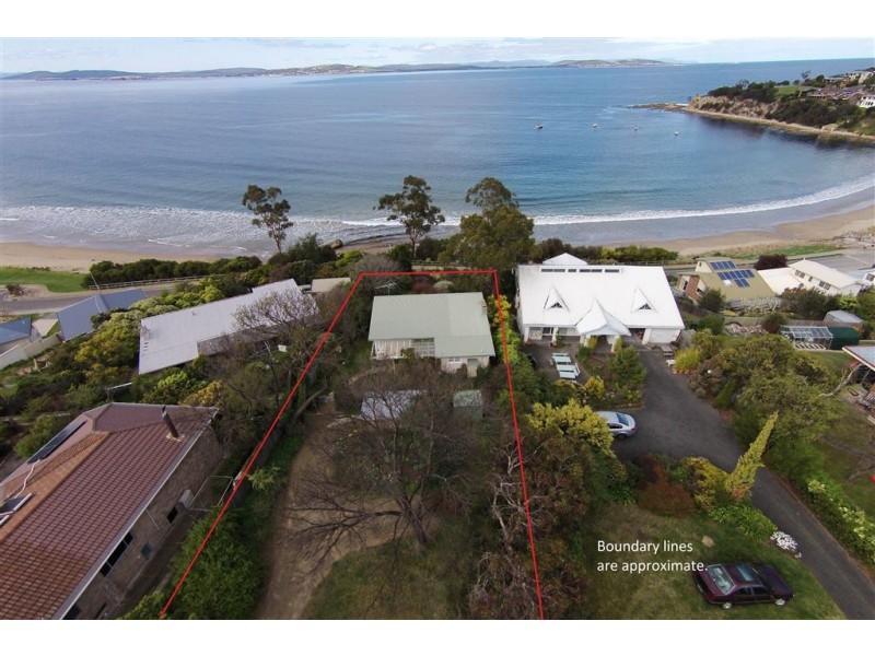 77 Wells Parade, Blackmans Bay TAS 7052