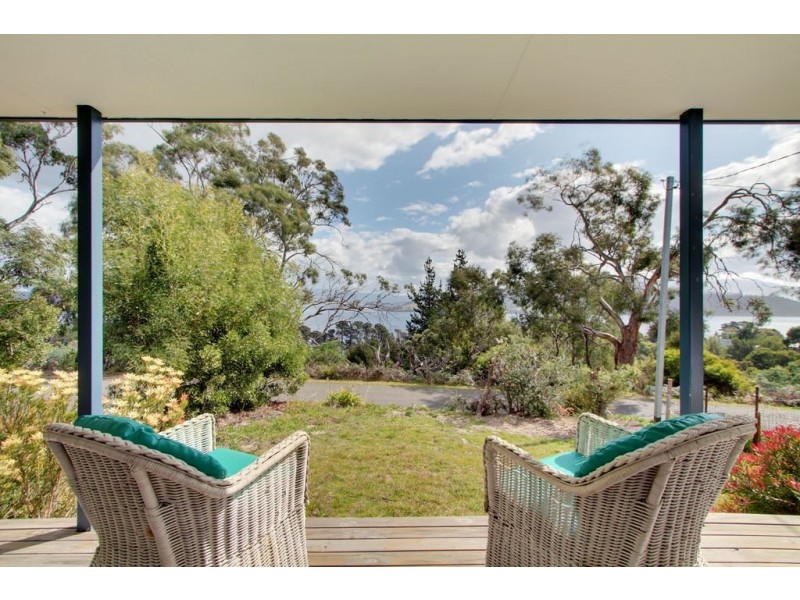 57 Bruny Island Main Road, Dennes Point TAS 7150