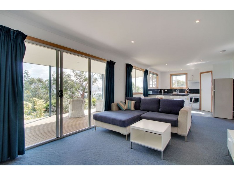 57 Bruny Island Main Road, Dennes Point TAS 7150