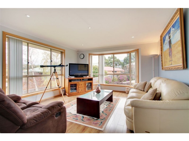 27 Freesia Crescent, Kingston TAS 7050