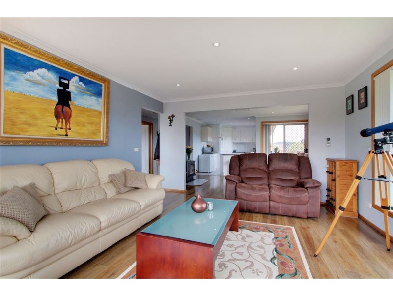 27 Freesia Crescent, Kingston TAS 7050