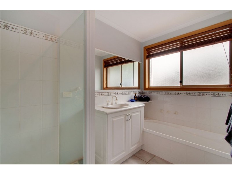27 Freesia Crescent, Kingston TAS 7050