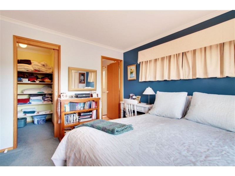 13 Sandra Drive, Blackmans Bay TAS 7052