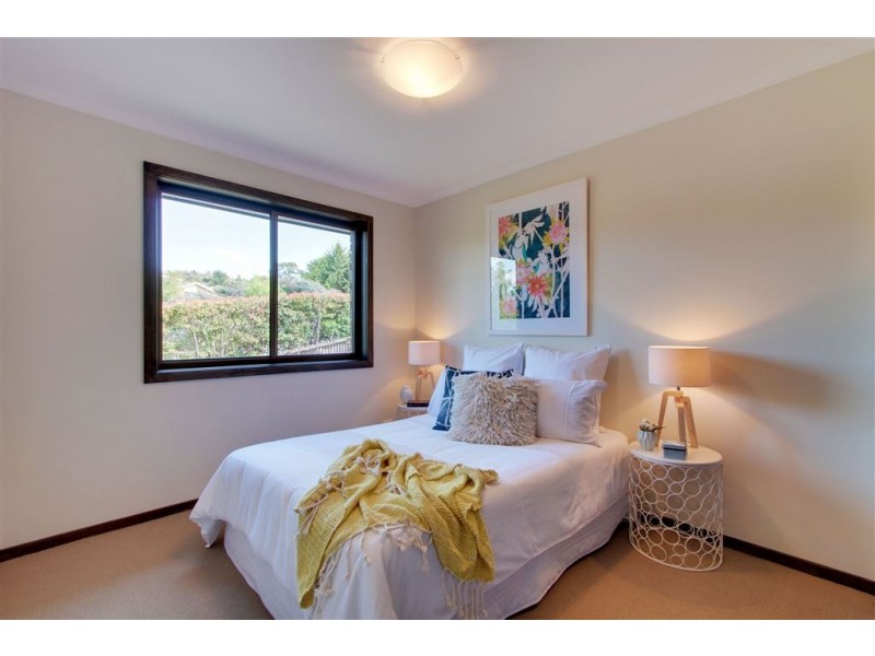 2 Mirramar Park, Blackmans Bay TAS 7052