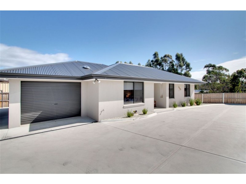 2/17 Van Morey Road, Margate TAS 7054