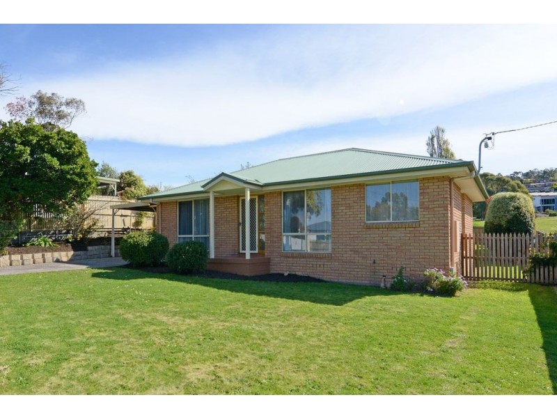 193 Roslyn Avenue, Blackmans Bay TAS 7052