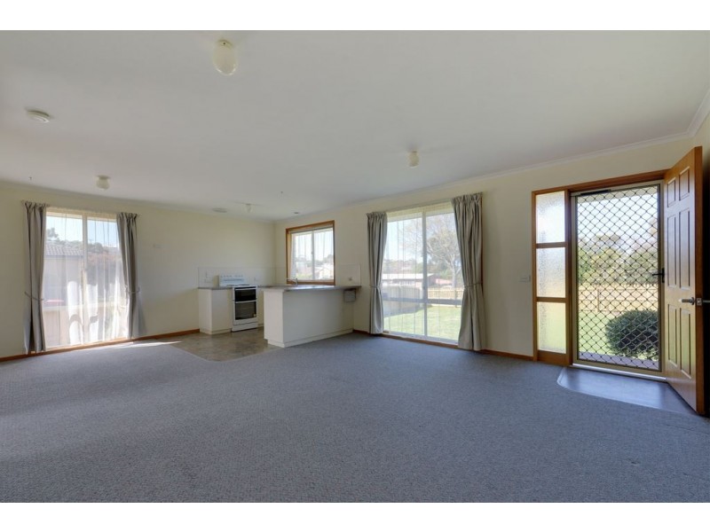 193 Roslyn Avenue, Blackmans Bay TAS 7052