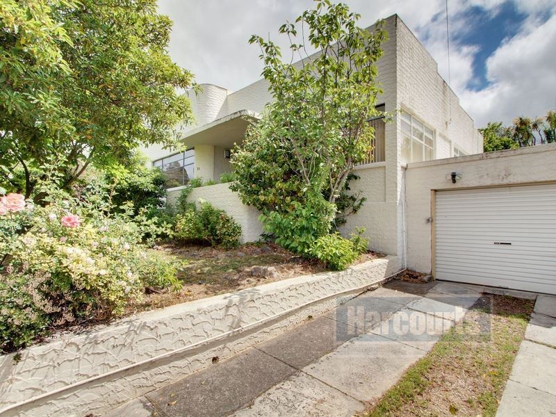 21 Oakley Street, New Town TAS 7008