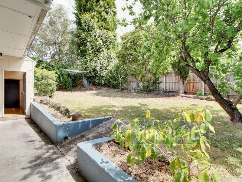 21 Oakley Street, New Town TAS 7008
