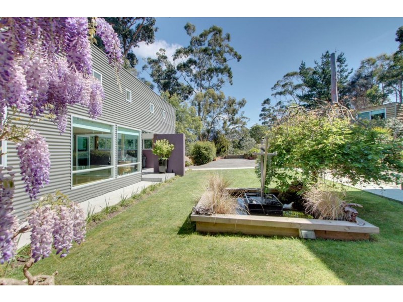 19 Stringybark Road, Bonnet Hill TAS 7053