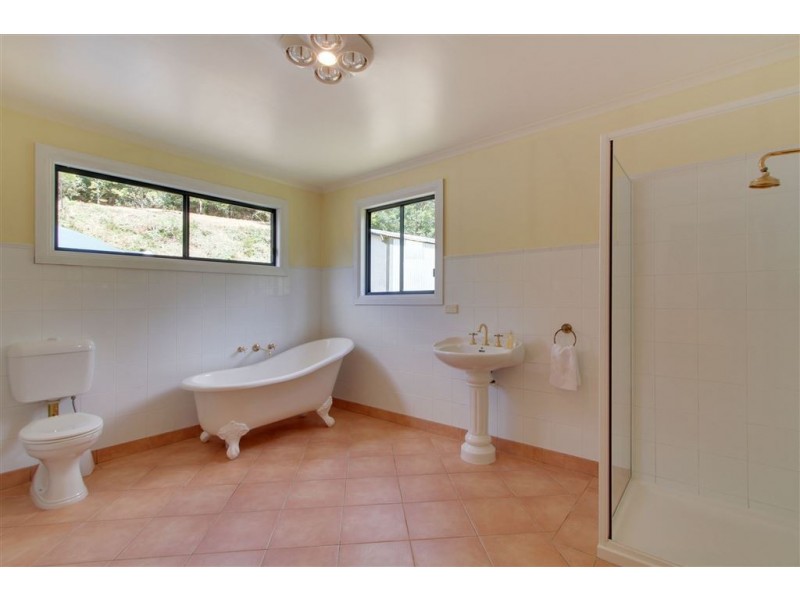 9 Palmers Road, Oyster Cove TAS 7150