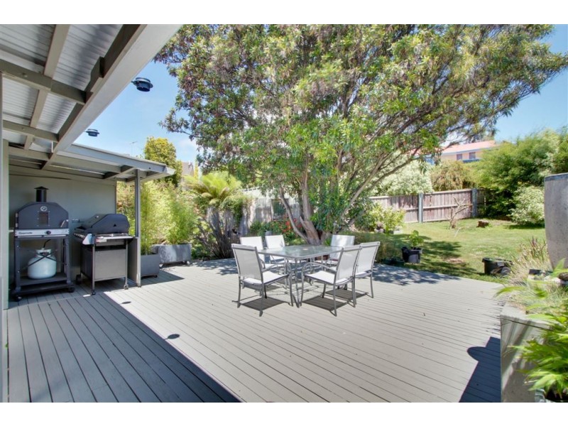 27 Illawarra Court, Blackmans Bay TAS 7052