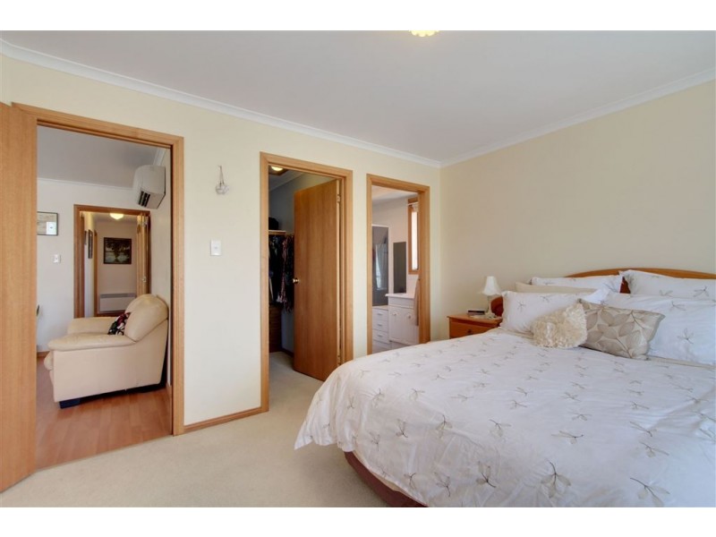 66 Willowbend Road, Kingston TAS 7050