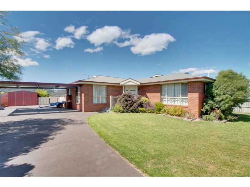 7 Welcome Avenue, Kingston TAS 7050