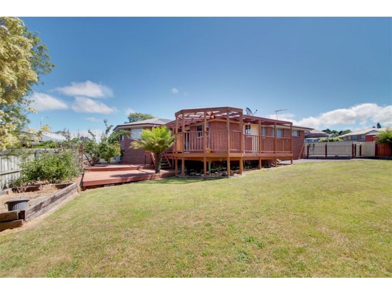 7 Welcome Avenue, Kingston TAS 7050
