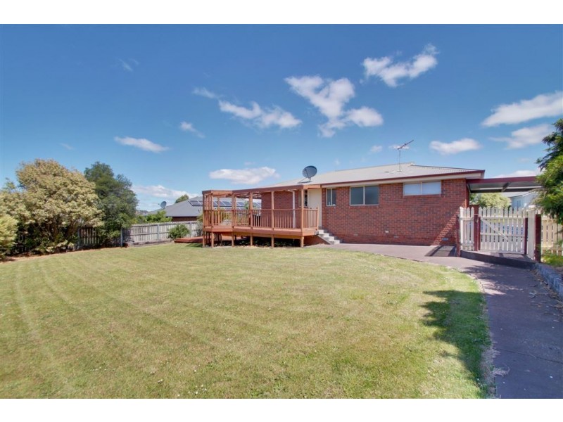 7 Welcome Avenue, Kingston TAS 7050