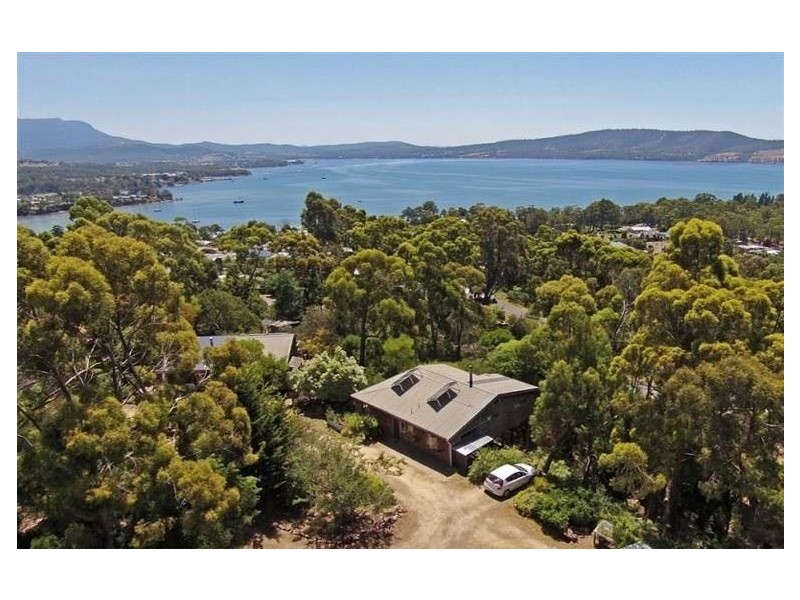 2/78 Davies Road, Lower Snug TAS 7054