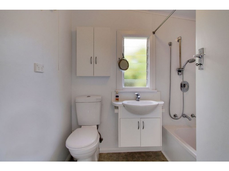 77 Wells Parade, Blackmans Bay TAS 7052