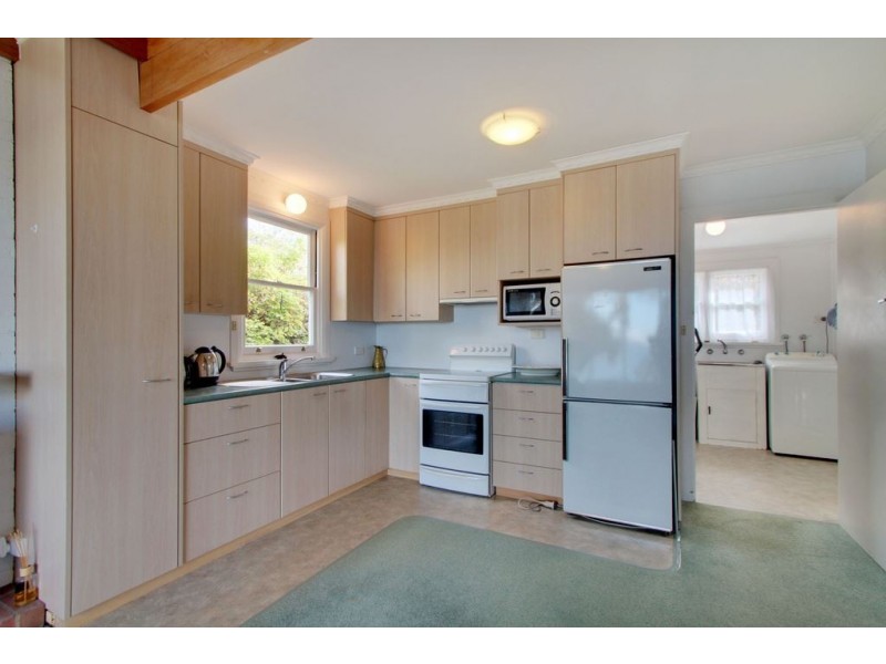 77 Wells Parade, Blackmans Bay TAS 7052