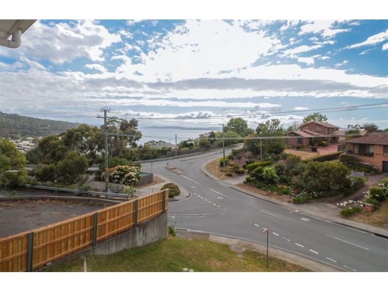 3 Tanina Street, Kingston Beach TAS 7050