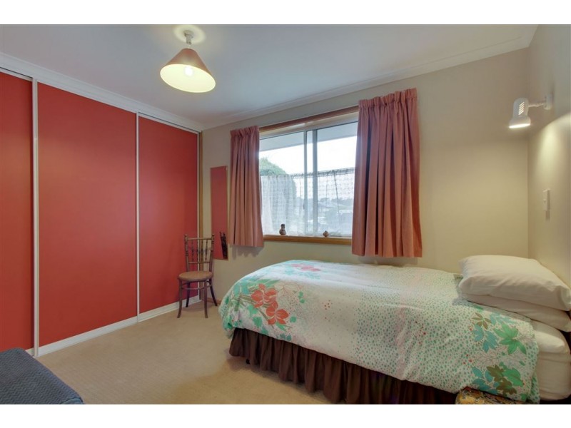 8 Scenic Drive, Kingston TAS 7050