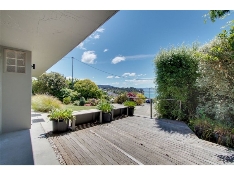 1/27 Illawarra Court, Blackmans Bay TAS 7052