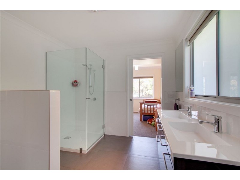 5 View Street, Blackmans Bay TAS 7052