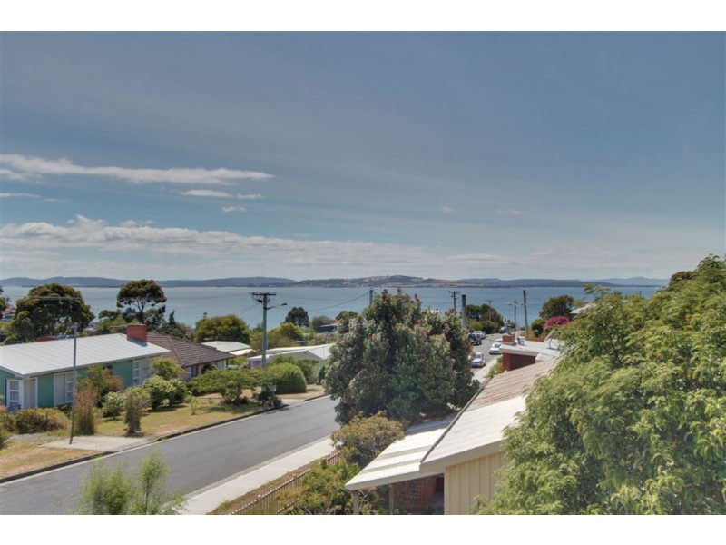 5 View Street, Blackmans Bay TAS 7052