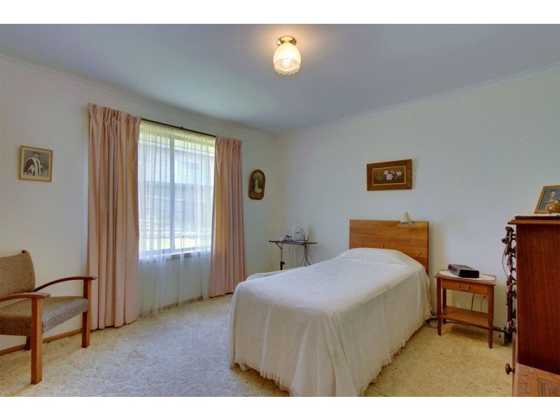 104 Crystal Downs Drive, Blackmans Bay TAS 7052