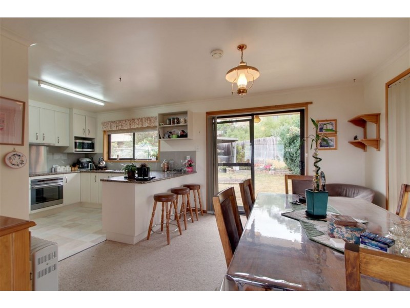 43 Tingira Road, Blackmans Bay TAS 7052