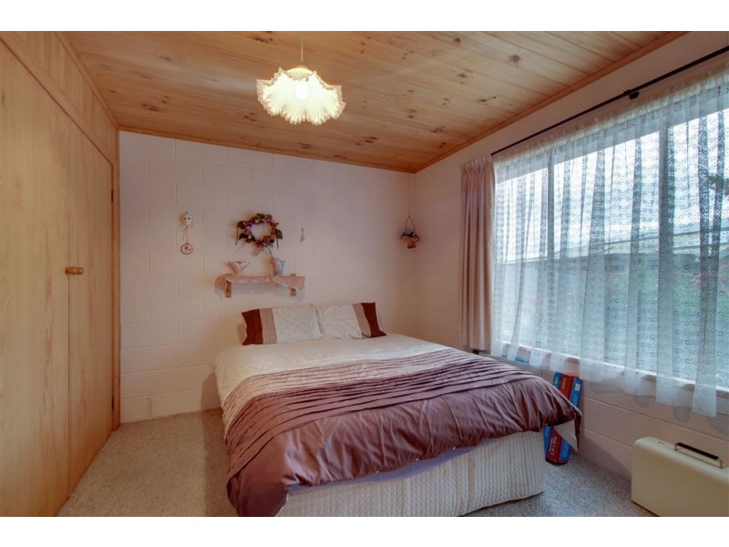 43 Tingira Road, Blackmans Bay TAS 7052