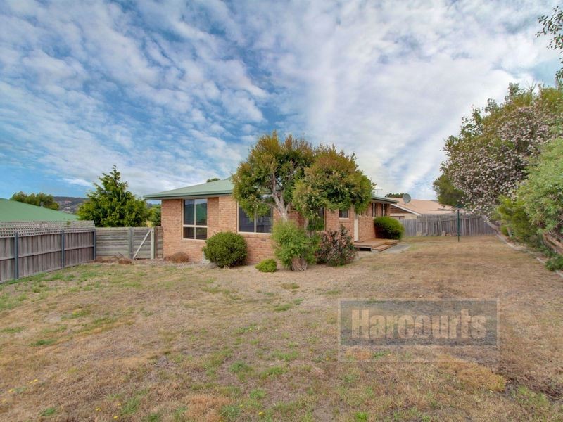 9 Ailema Place, Kingston TAS 7050