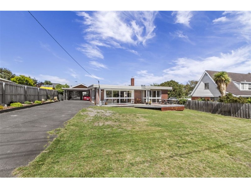 39 Wells Parade, Blackmans Bay TAS 7052