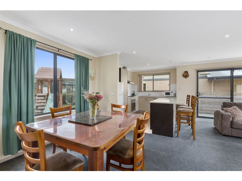 4/2 Citrus Drive, Margate TAS 7054