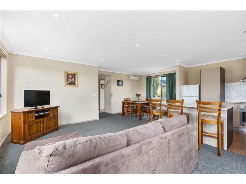 4/2 Citrus Drive, Margate TAS 7054