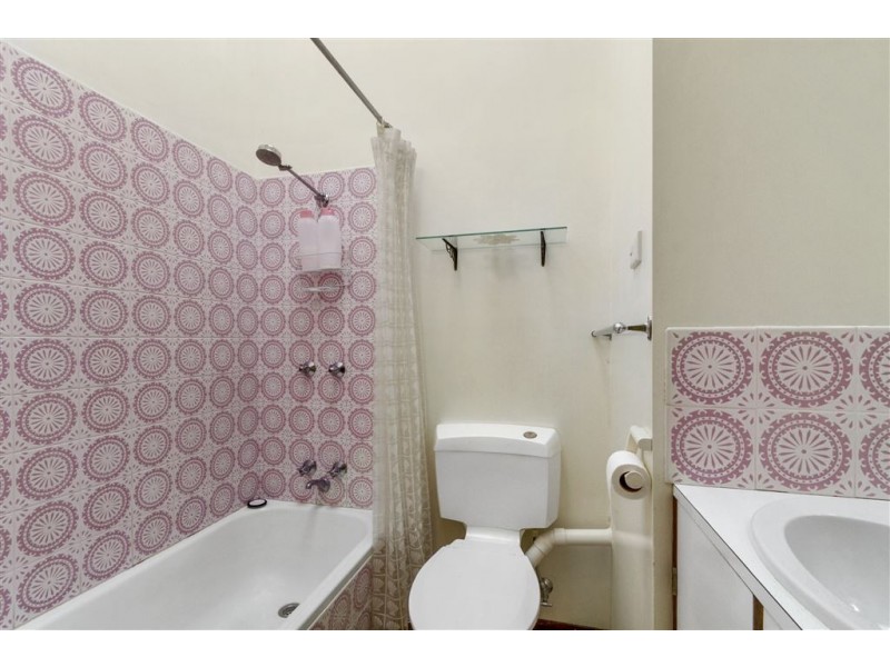 1/171 Roslyn Avenue, Blackmans Bay TAS 7052