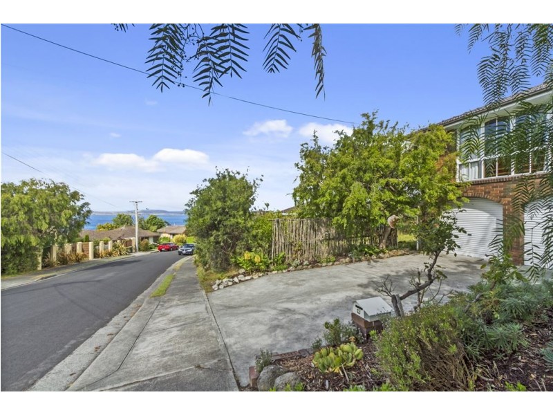 13 Wombara Avenue, Kingston Beach TAS 7050