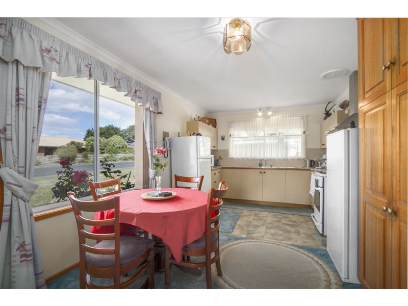 1/11 Whitewater Crescent, Kingston TAS 7050